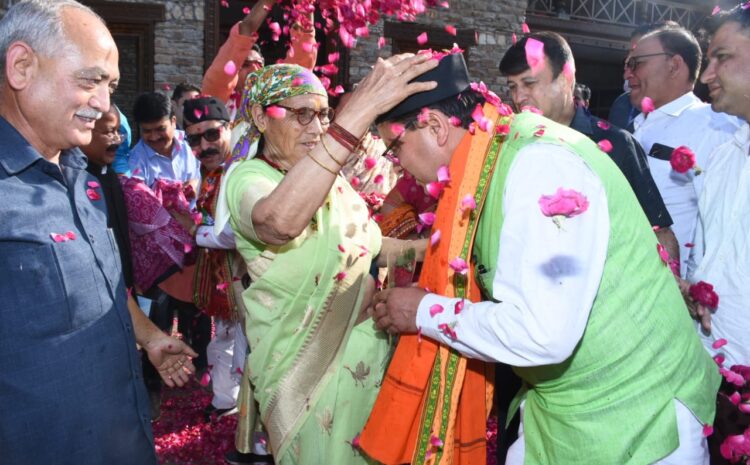  CM पुष्कर सिंह धामी की 54121 वोटों से रिकॉर्ड जीत, कांग्रेस प्रत्याशी की जमानत जब्त