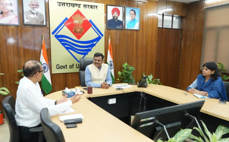 Uttarakhand: मुख्य सचिव ने की शिक्षा विभाग की समीक्षा, परीक्षा पैटर्न और भारत दर्शन योजना पर दिए अहम निर्देश