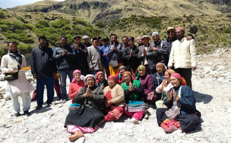  Chamoli: माणा गांव में 12 वर्षों बाद विधि-विधान के साथ शुरू हुआ पुष्कर कुंभ, दक्षिण भारत के श्रद्धालुओं ने लगाई आस्था की डुबकी