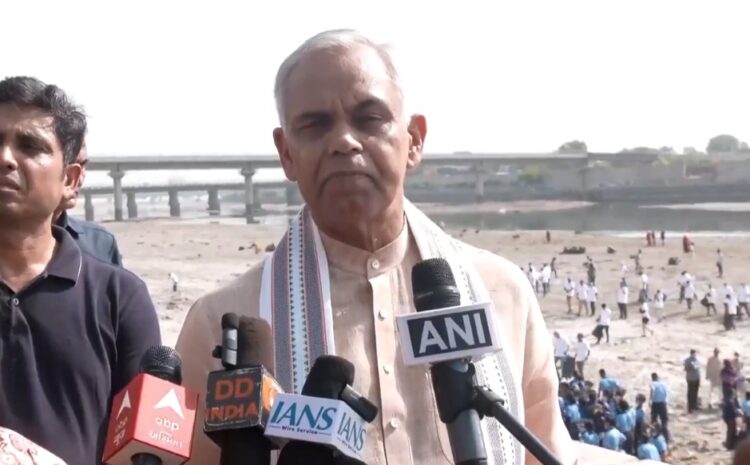 Sabarmati River: साबरमती नदी को स्वच्छ और पवित्र बनाने का संकल्प, गुजरात के राज्यपाल आचार्य देवव्रत ने शुरू किया अभियान
