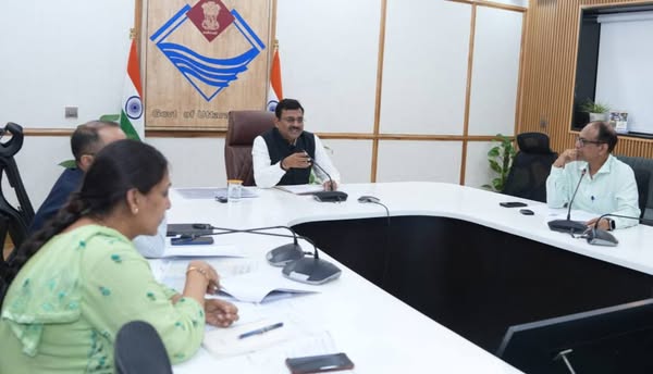 Uttarakhand: उत्तराखंड सचिवालय में व्यय समिति की बैठक, विकास कार्यों के लिए 30,000 लाख रुपये से अधिक की मंजूरी