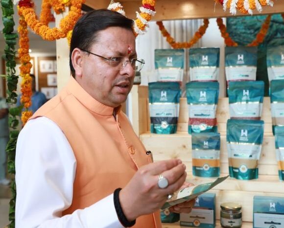  Reverse Migration Uttarakhand: रिवर्स पलायन का प्रतीक बने बिमला गुंज्याल और यशपाल नेगी: मुख्यमंत्री पुष्कर सिंह धामी
