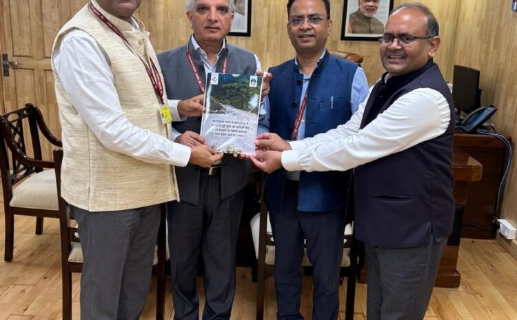 Uttarakhand Disaster: उत्तराखण्ड सरकार ने केंद्र से 5702.15 करोड़ की विशेष सहायता मांगी