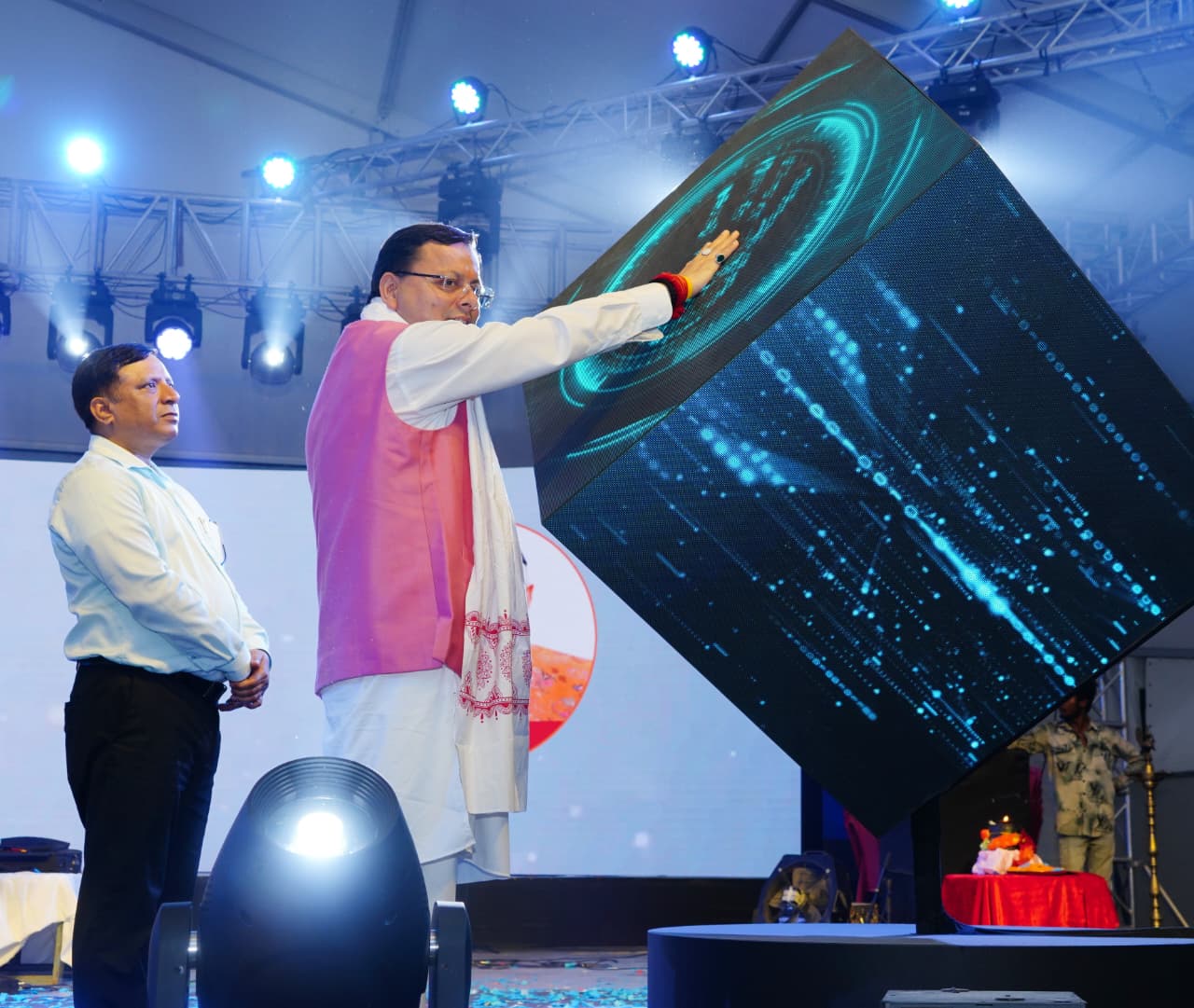 Devbhoomi Rajat Utsav 2025: राज्य आंदोलनकारियों और मातृशक्ति को समर्पित रजत जयंती उत्सव में मुख्यमंत्री पुष्कर सिंह धामी ने दी श्रद्धांजलि, कुंभ 2027 में गुणवत्ता पर जोर 4 CM Photo 20 dt. 31 October 2025