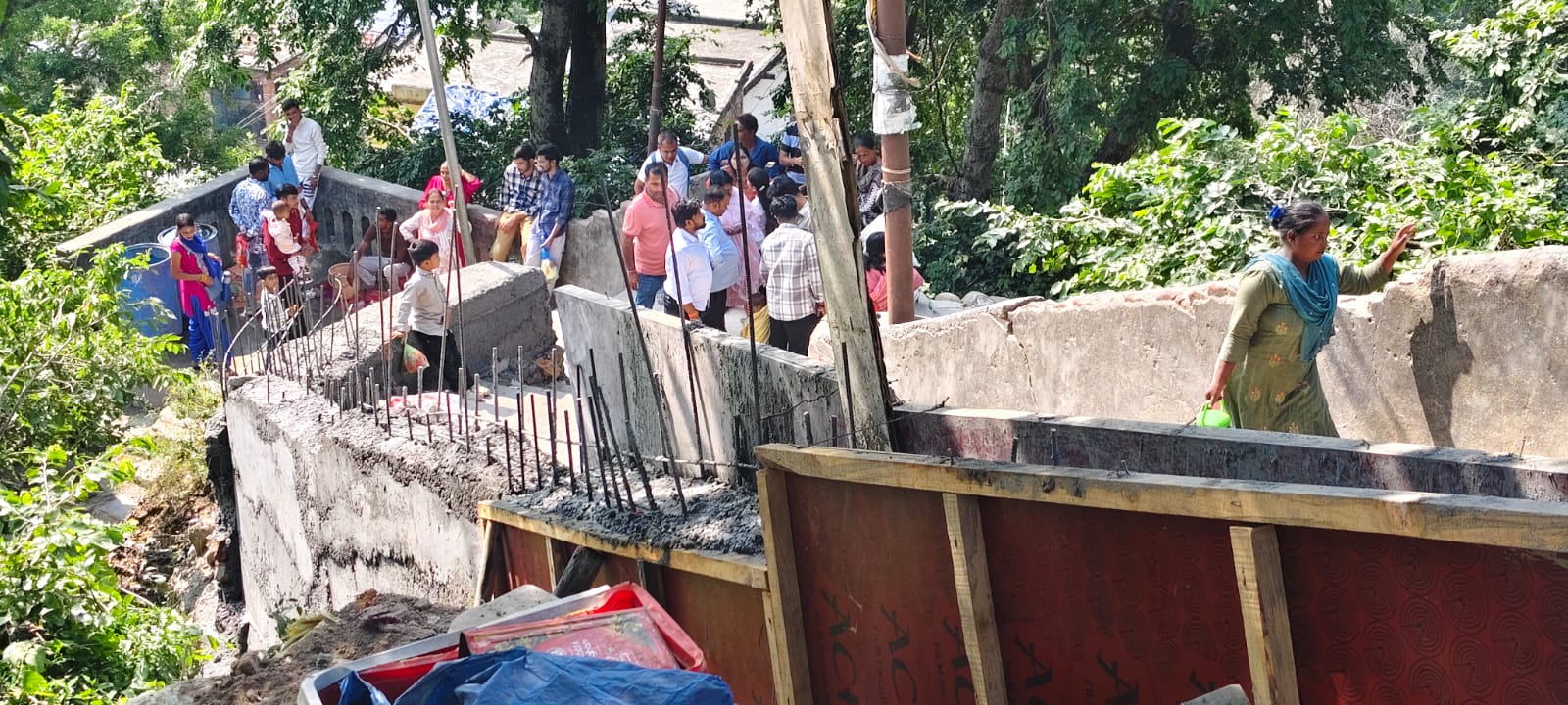 Mansa Devi Reconstruction: मां मनसा देवी क्षेत्र के पुनर्निर्माण कार्यों को मिली केंद्र की मंजूरी – मुख्यमंत्री धामी के प्रयासों से भक्तों की यात्रा होगी सुरक्षित और सुगम 1 WhatsApp Image 2025 10 26 at 1.04.38 PM 2