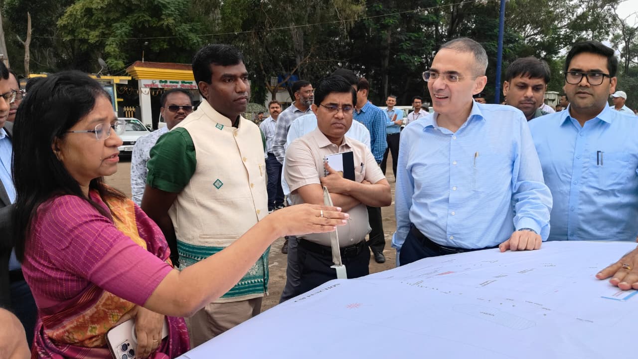 Jharkhand Foundation Day: 25वां झारखंड राज्य स्थापना दिवस, तैयारियां चरम पर, भव्य आयोजन की रूपरेखा तय 1 WhatsApp Image 2025 10 31 at 9.45.09 PM