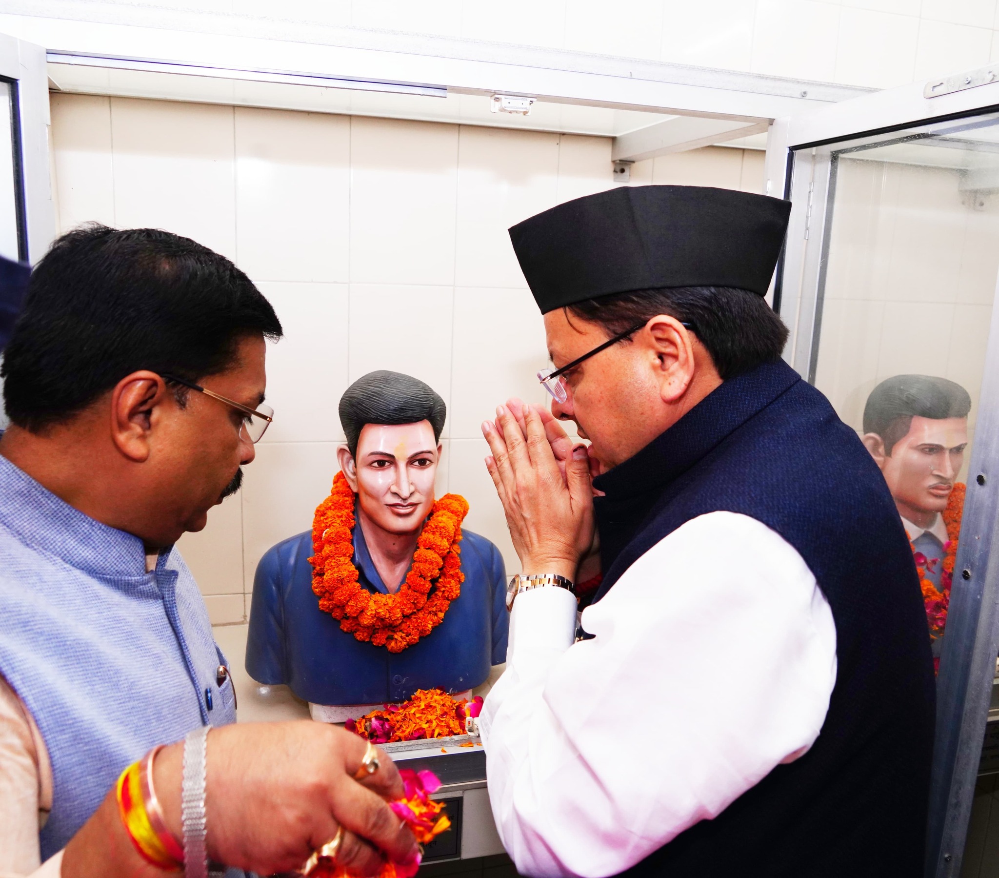 Uttarakhand Foundation Day: मुख्यमंत्री पुष्कर सिंह धामी ने राज्य आंदोलनकारियों को दी श्रद्धांजलि, बढ़ाई पेंशन और की कई महत्वपूर्ण घोषणाएं 4 577475347 1140086984960998 8783938704696471489 n