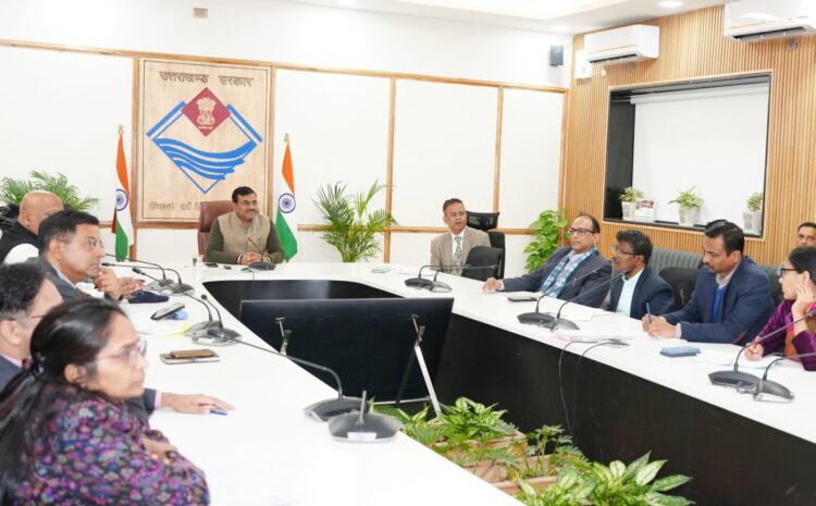 SASCI scheme Uttarakhand: मुख्य सचिव आनन्द बर्द्धन ने सचिवालय में विशेष सहायता योजना और सुधारों की समीक्षा की