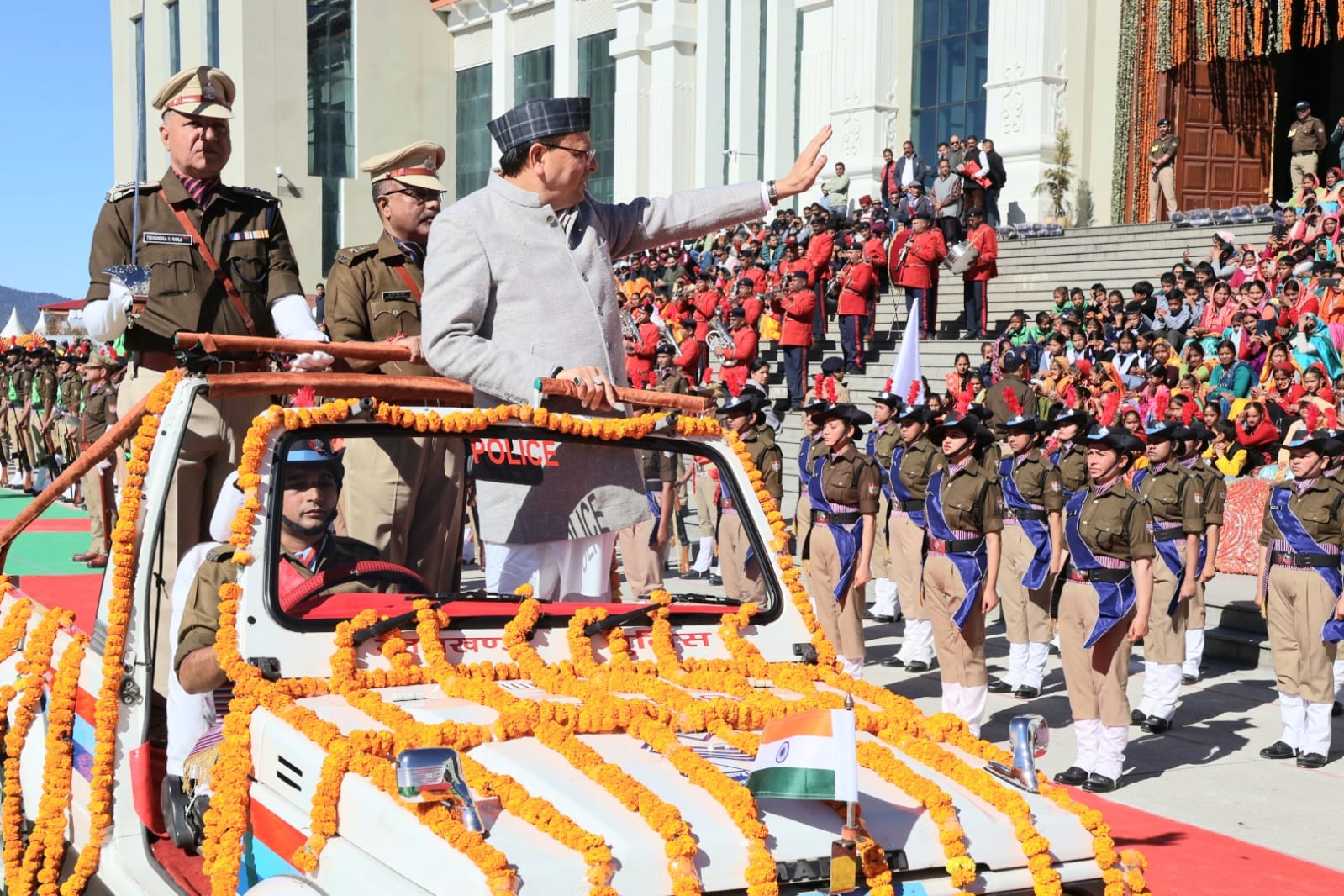 Uttarakhand: गैरसैंण में मुख्यमंत्री धामी ने 142.25 करोड़ की विकास योजनाओं का किया लोकार्पण और शिलान्यास, राज्य आंदोलनकारियों को दी श्रद्धांजलि और सम्मान 4 CM Photo 09 dt. 10 November 2025