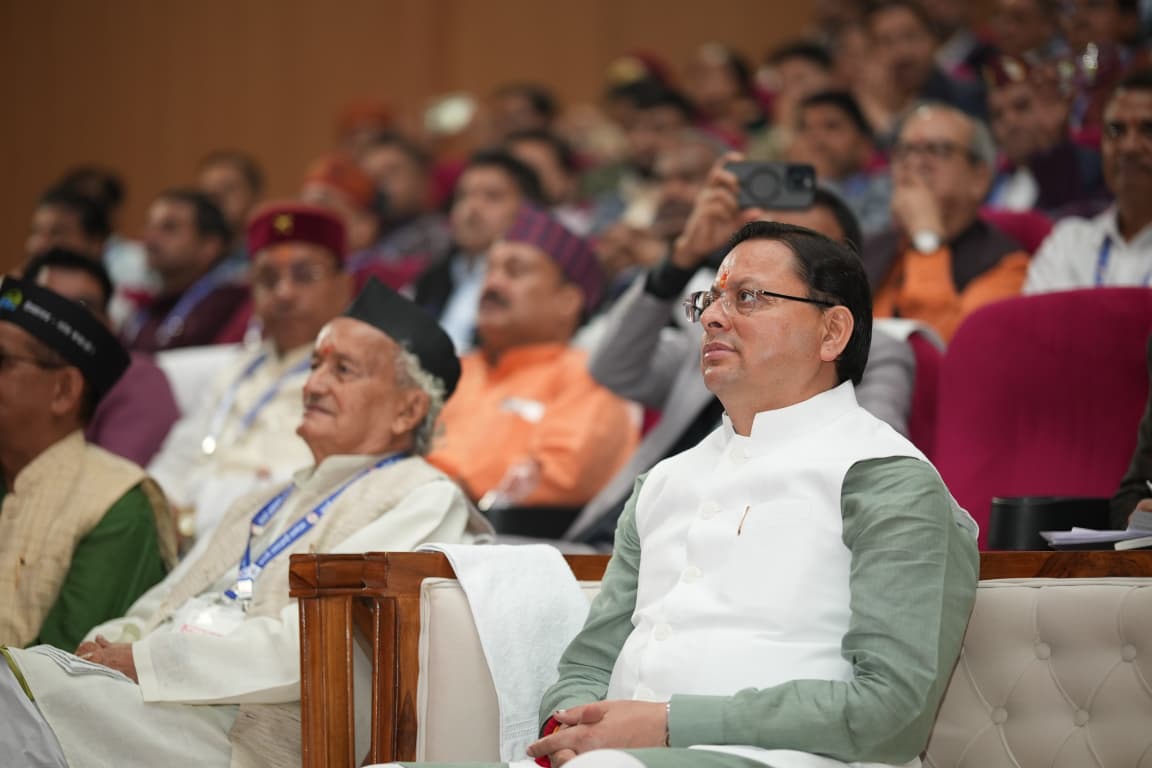 Pravasi Uttarakhandi Sammelan: मुख्यमंत्री पुष्कर सिंह धामी ने प्रवासी उत्तराखंडी सम्मेलन का किया शुभारंभ 2 CM Photo 14 dt. 05 November 2025