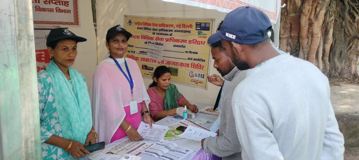 Uttarakhand Rajat Jayanti: रजत जयंती सप्ताह में स्वयं सहायता समूहों के उत्पादों की धूम, हरिद्वार में बढ़ी ग्रामीण महिलाओं की आत्मनिर्भरता 2 WhatsApp Image 2025 11 05 at 11.22.35 AM 1