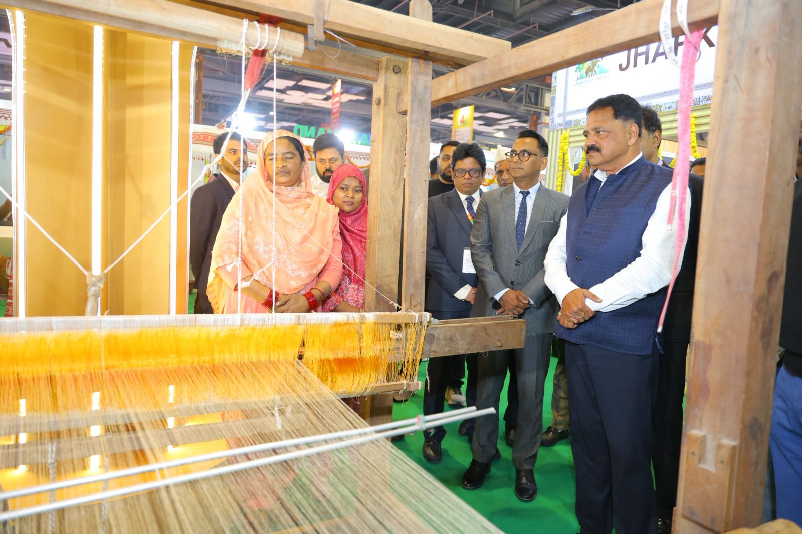 IITF 2025 Jharkhand: भारतीय अंतरराष्ट्रीय व्यापार मेले में झारखंड ने प्रदर्शित की अपनी विशिष्टता, फोकस स्टेट के रूप में आकर्षण का केंद्र बना प्रदेश 1 WhatsApp Image 2025 11 14 at 6.38.11 PM