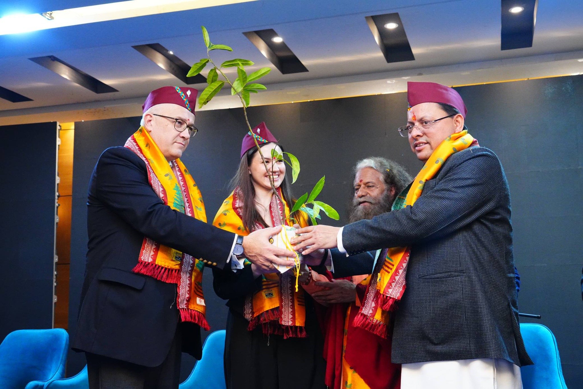 Uttarakhand: उत्तराखण्ड में 47वीं ऑल इंडिया पब्लिक रिलेशन कॉन्फ्रेंस–2025 का भव्य आयोजन, मुख्यमंत्री पुष्कर सिंह धामी ने किया उद्घाटन 2 598073585 1166249802344716 4401978572975654983 n