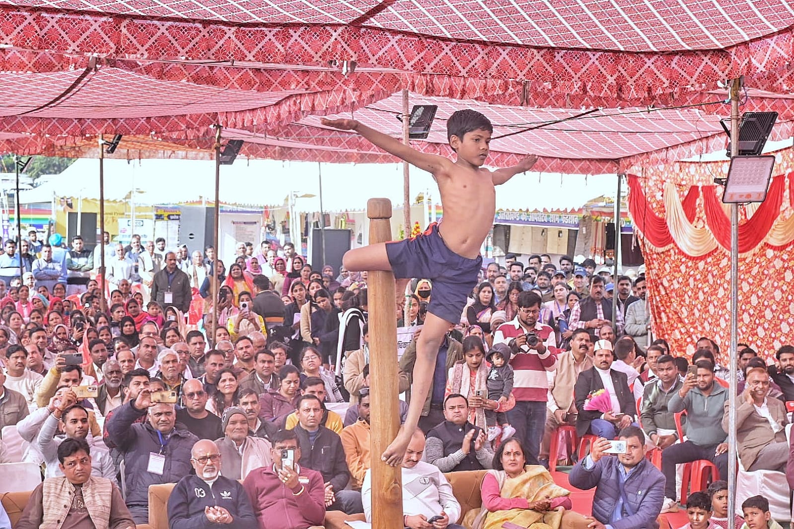 उत्तराखंड सहकारिता में क्रान्ति: 50 लाख लोगों को जोड़ने और स्थानीय उत्पादों को विश्व मंच पर ले जाने का लक्ष्य- 5 IMG 20251205 WA0036