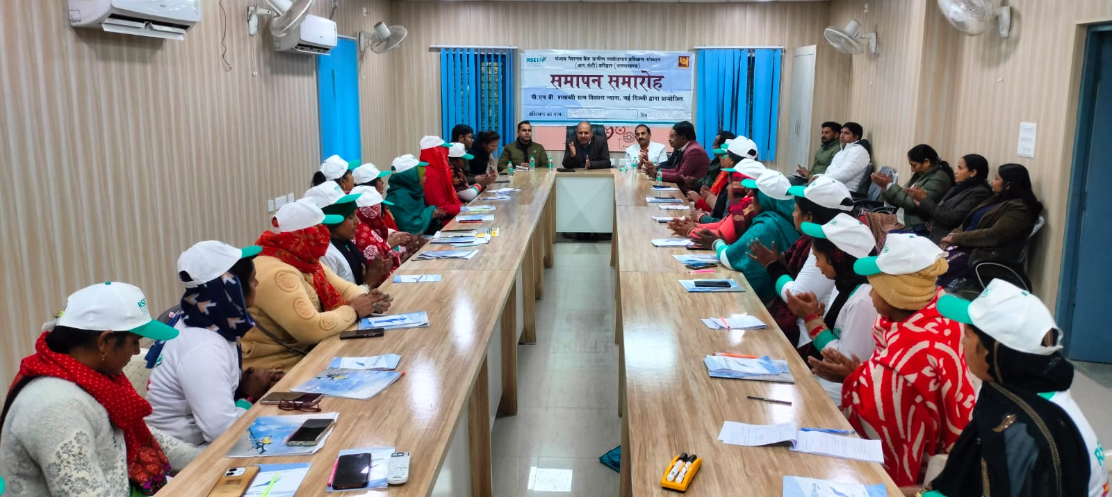 हरिद्वार की महिलाओं के लिए नई पहल: अब 'गंगा रसोई' से महकेगा स्वरोजगार का स्वाद 3 IMG 20260103 WA0067